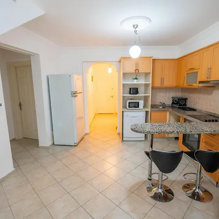 Sunset Club Aqualettings Poseidon 7 アパートホテル