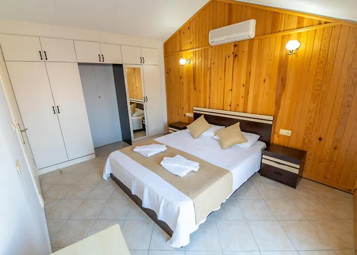Sunset Club Aqualettings Poseidon 7 Hotel apartamentowy *