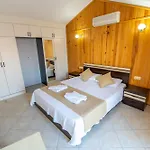 Sunset Club Aqualettings Poseidon 7 Hotel de apartamente *